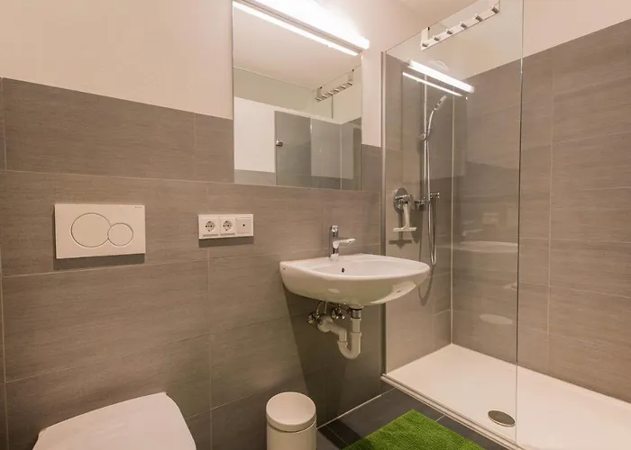 فيراينفوهنانغ روبي *